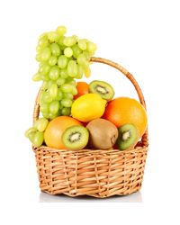 летняя фруктовая корзина